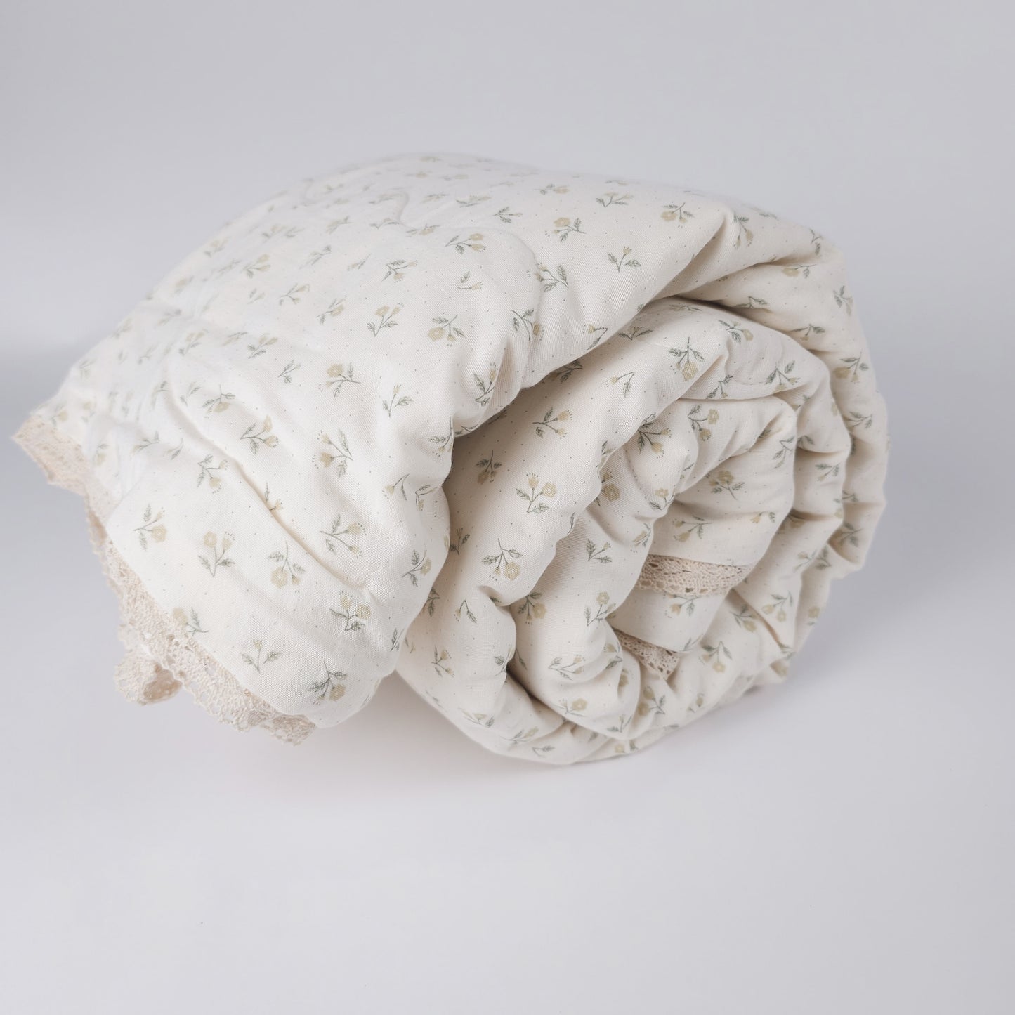 Organic Floral Muslin Quilt - Twin